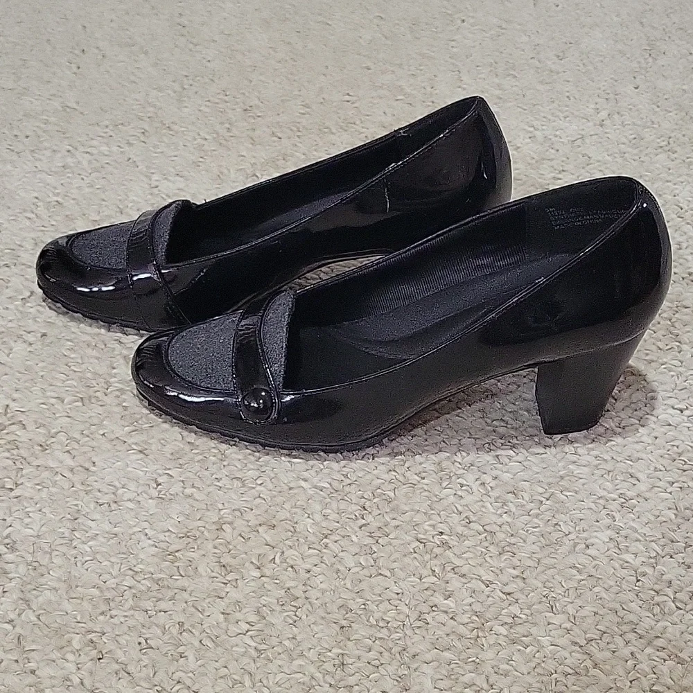 s.r.o. black patent leather heels with gray flannel accent.  Size 9.
